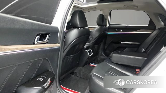 Kia K5 3rd generation 2019 Белый из Кореи, фото 2