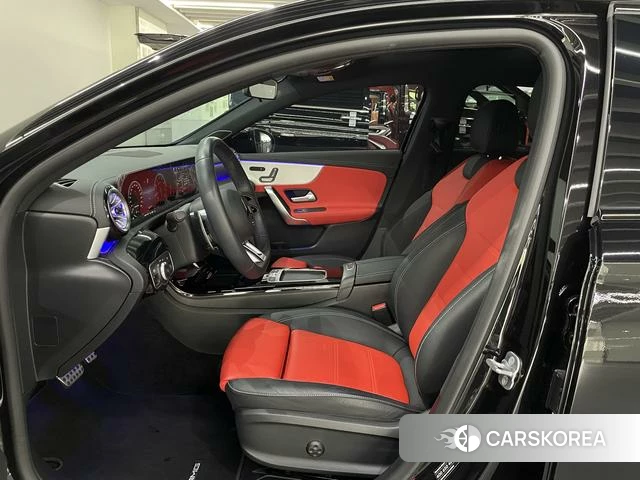 Mercedes-Benz Class A AMG 2025 Черный из Китая, фото 2