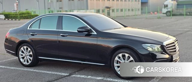 Mercedes-Benz E-Class W213 2020 Черный из Кореи, фото 2