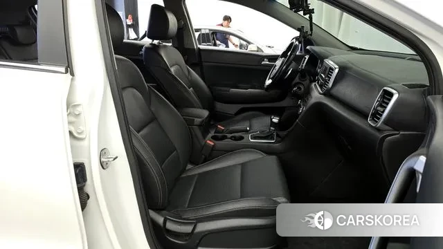 Kia Sportage The Bold 2018 Белый из Кореи, фото 2