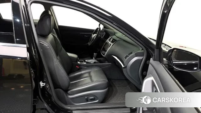 Nissan Altima 2018 Черный из Кореи, фото 2