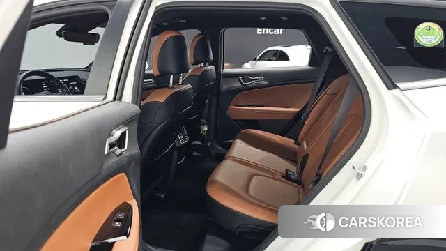 Kia Sportage 5th Generation 2022 Белый из Кореи, фото 2