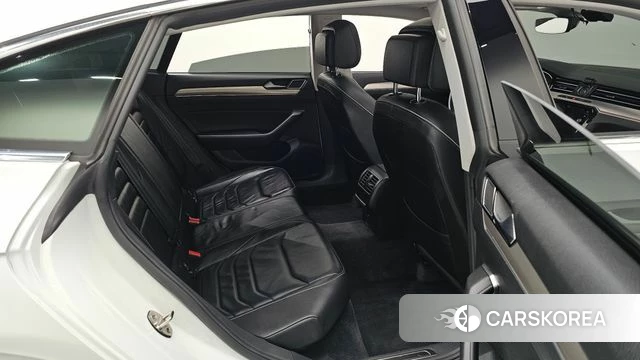 Volkswagen Arteon 2019 Белый из Кореи, фото 2