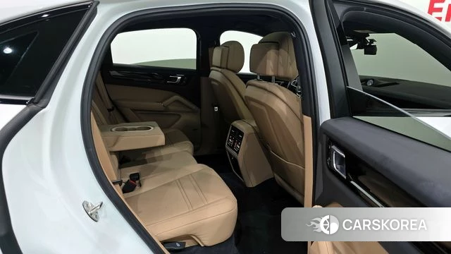 Porsche Cayenne (PO536) 2023 Белый из Кореи, фото 2