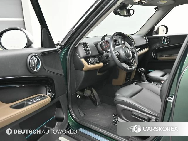Mini Cooper Countryman 2018 Темно-зеленый из Кореи, фото 2