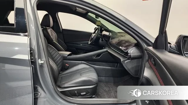 Hyundai The New Avante (CN7) 2024 Серый из Кореи, фото 2