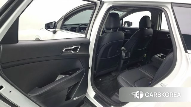 Kia Sportage 5th Generation 2022 Белый из Кореи, фото 2