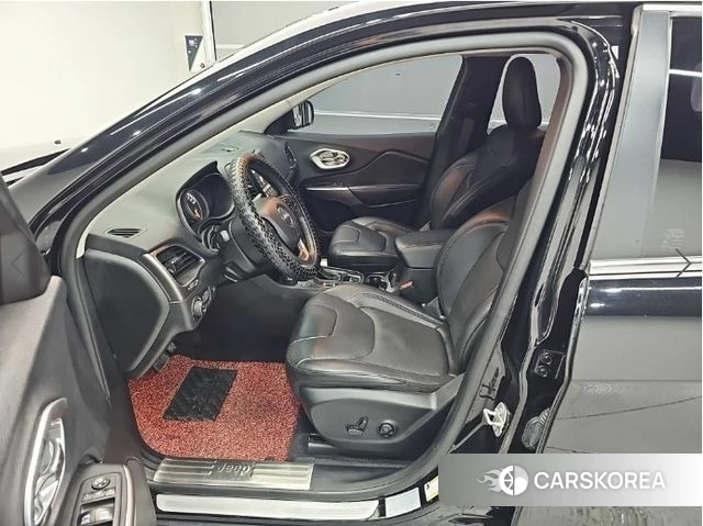 Jeep Cherokee (KL) 2018 Черный из Кореи, фото 2