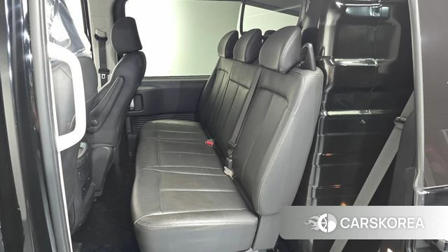 Hyundai Staria 2024 Черный из Кореи, фото 2