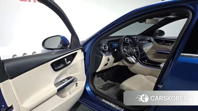 Mercedes-Benz C-Class W206 2023 Синий из Кореи, фото 2