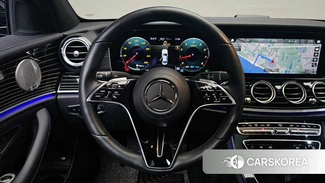 Mercedes-Benz E-Class W213 2023 Черный из Кореи, фото 2