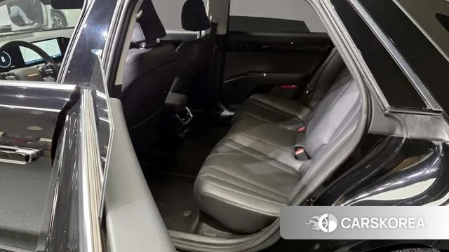 Hyundai Grandeur Hybrid (GN7) 2023 Черный из Кореи, фото 2