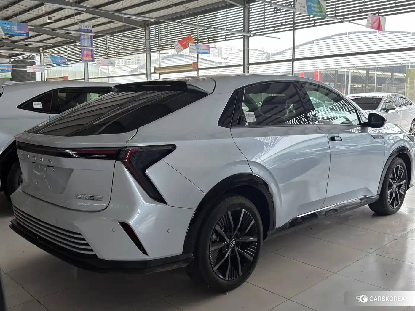 Honda e:NS2 2025 Silver/gray из Китая, фото 2