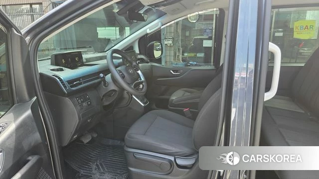 Hyundai Staria 2023 Серый из Кореи, фото 2