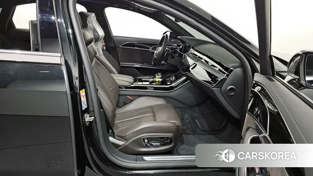 Audi A8 (D5) 2020 Черный из Кореи, фото 2