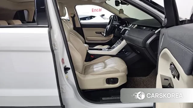 Land Rover Range Rover Evoque 2018 Белый из Кореи, фото 2