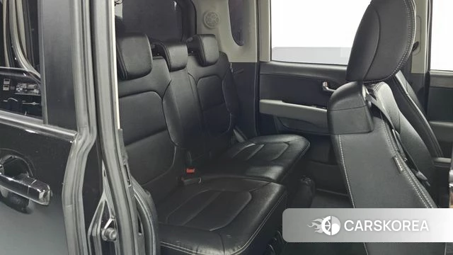 Kia The New Kia Ray 2023 Черный из Кореи, фото 2