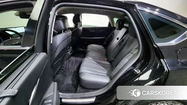 Genesis G80 (RG3) 2024 Черный из Кореи, фото 2