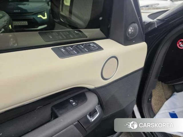 Land Rover Discovery 5 2020 Черный из Кореи, фото 2