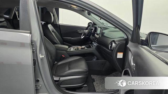 Hyundai Kona Electric 2019 Серебристо-серый из Кореи, фото 2