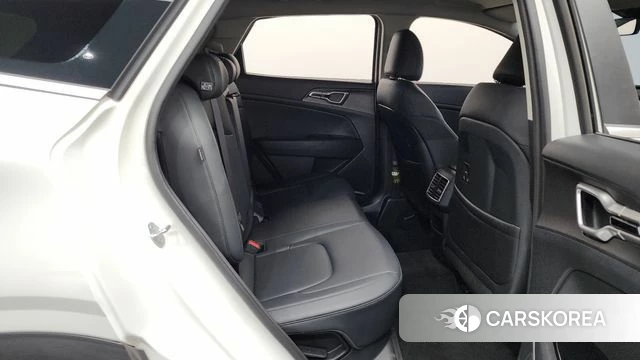 Kia Sportage 5th Generation 2023 Белый из Кореи, фото 2