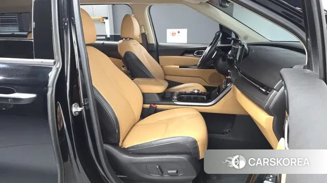 Kia Carnival 4th generation 2022 Черный из Кореи, фото 2