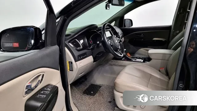 Kia The New Carnival 2019 Черный из Кореи, фото 2