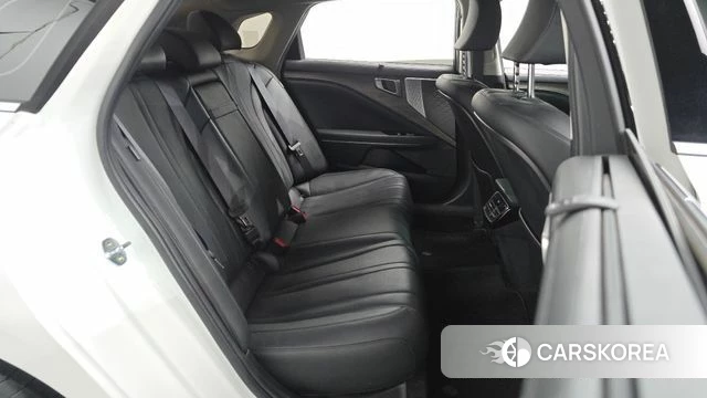 Kia K8 2022 Белый из Кореи, фото 2