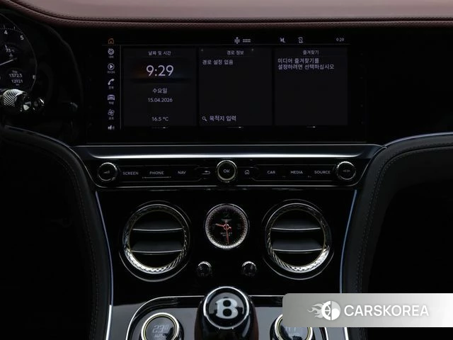 Bentley Continental GT 3rd Generation 2023 Белый из Кореи, фото 2