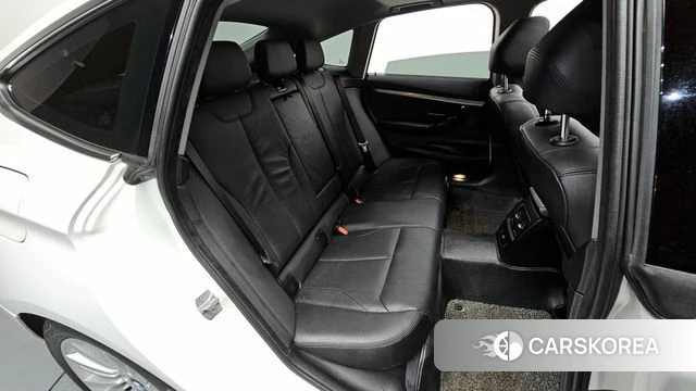 BMW 3 Series GT (F34) 2020 Белый из Кореи, фото 2