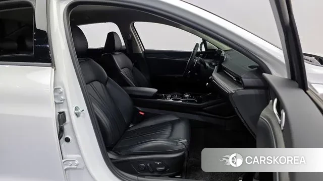 Kia The New K5 3rd generation 2024 Белый из Кореи, фото 2