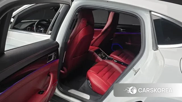 Porsche Panamera (971) 2018 Белый из Кореи, фото 2