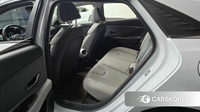 Hyundai Avante Hybrid (CN7) 2020 Белый из Кореи, фото 2