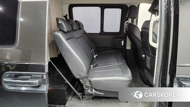 Hyundai Staria 2022 Черный из Кореи, фото 2