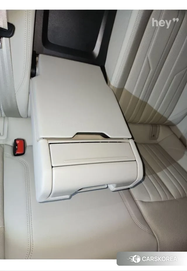 Audi A6 (C8) 2023 Белый из Кореи, фото 2