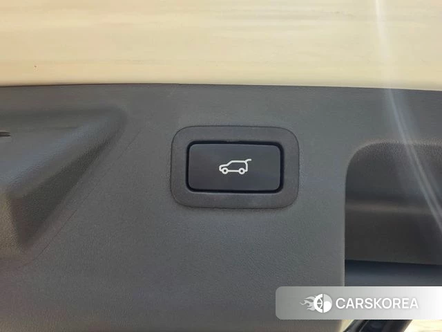 Land Rover Discovery Sports 2019 Белый из Кореи, фото 2