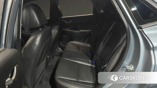 Hyundai Kona 2020 Светло-серебряный цвет из Кореи, фото 2