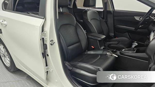 Kia Come New K3 2019 Белый из Кореи, фото 2