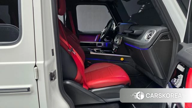 Mercedes-Benz G-Class W463b 2024 Белый из Кореи, фото 2