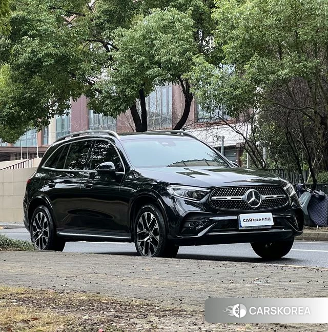 Mercedes-Benz GLC 2025 Черный из Китая, фото 2