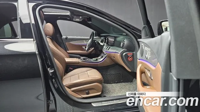 Mercedes-Benz E-Class W213 2020 Черный из Кореи, фото 2