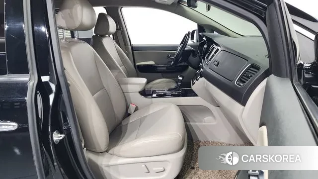 Kia The New Carnival 2018 Черный из Кореи, фото 2