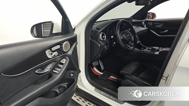 Mercedes-Benz GLC-Class X253 2019 Белый из Кореи, фото 2