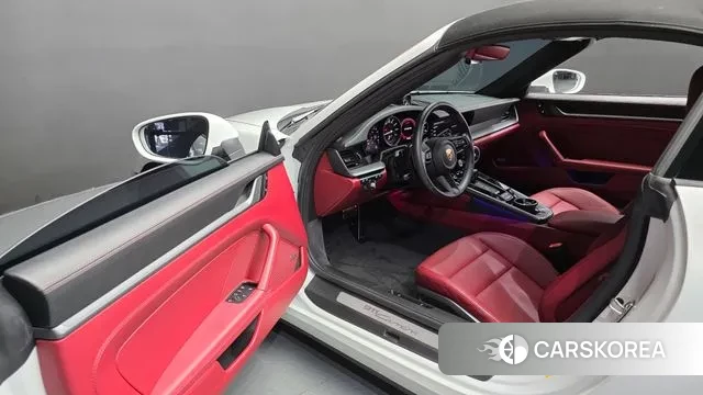 Porsche 911(992) 2022 Белый из Кореи, фото 2