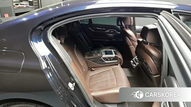 BMW 7 Series (G11) 2018 Синий из Кореи, фото 2