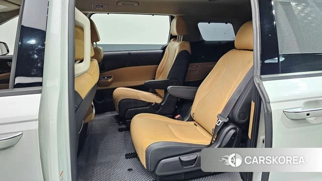 Kia Carnival 4th generation 2022 Белый из Кореи, фото 2