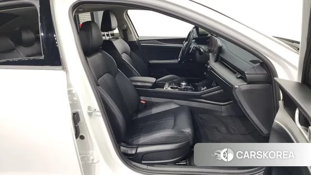 Kia The New K5 3rd generation 2024 Белый из Кореи, фото 2