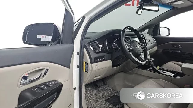 Kia The New Carnival 2020 Белый из Кореи, фото 2