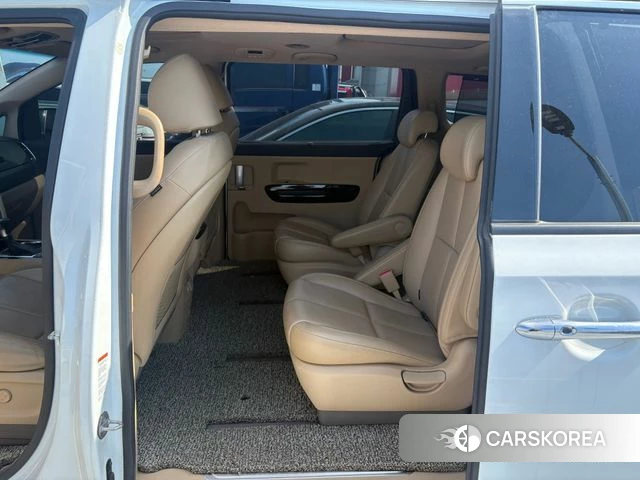 Kia The New Carnival 2018 Белый из Кореи, фото 2