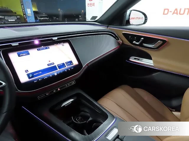 Mercedes-Benz E-Class W214 2025 Небесно-голубой из Кореи, фото 2